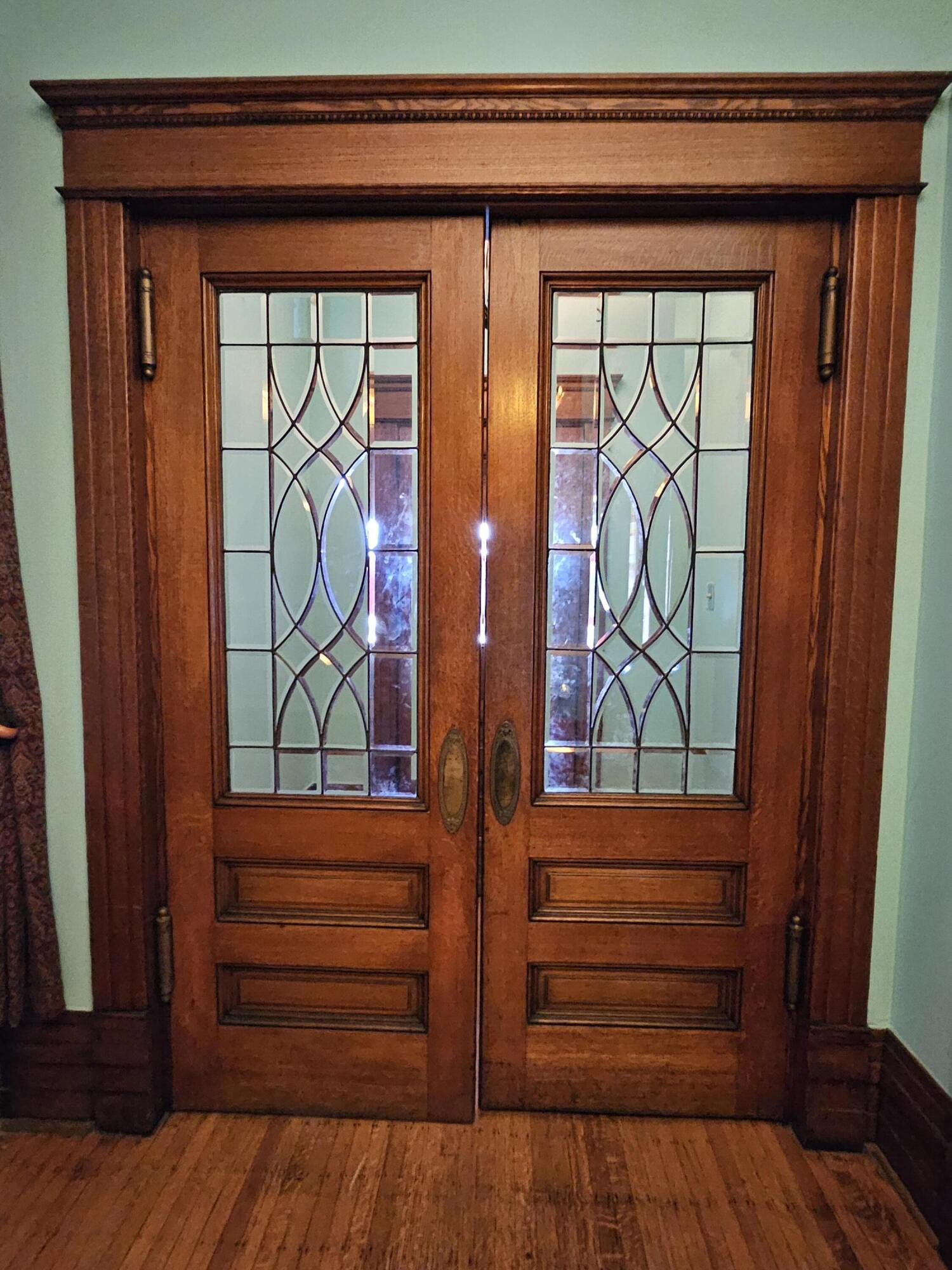 Port Huron City, Michigan 48060, United States, 5 Bedrooms Bedrooms, ,Residential,Contingent,183432