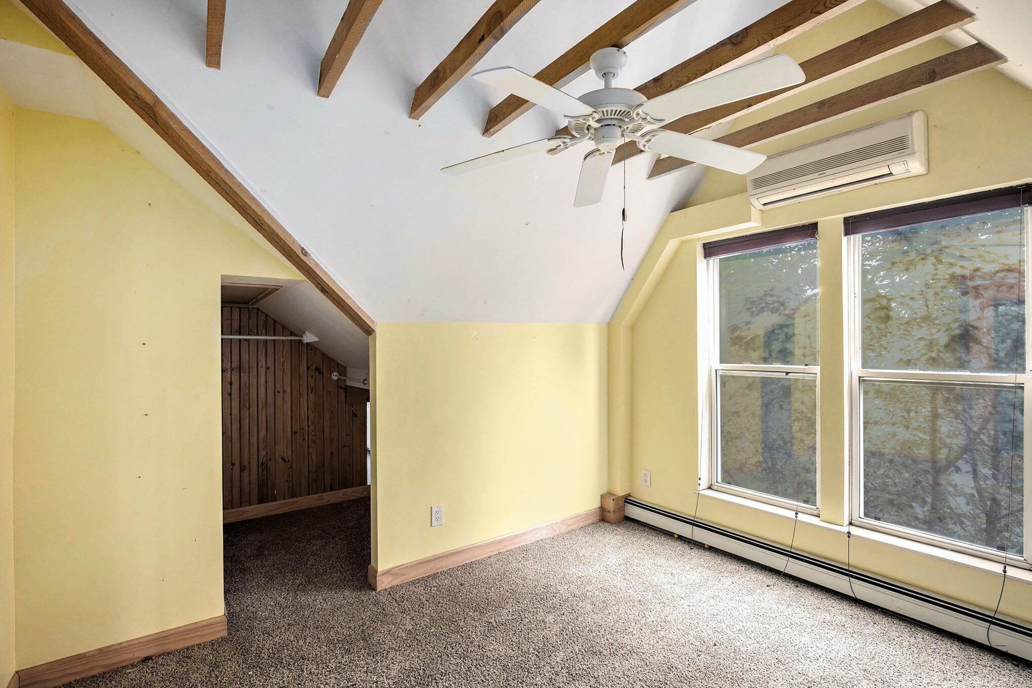 Port Huron City, Michigan 48060, United States, 5 Bedrooms Bedrooms, ,Residential,Contingent,183432