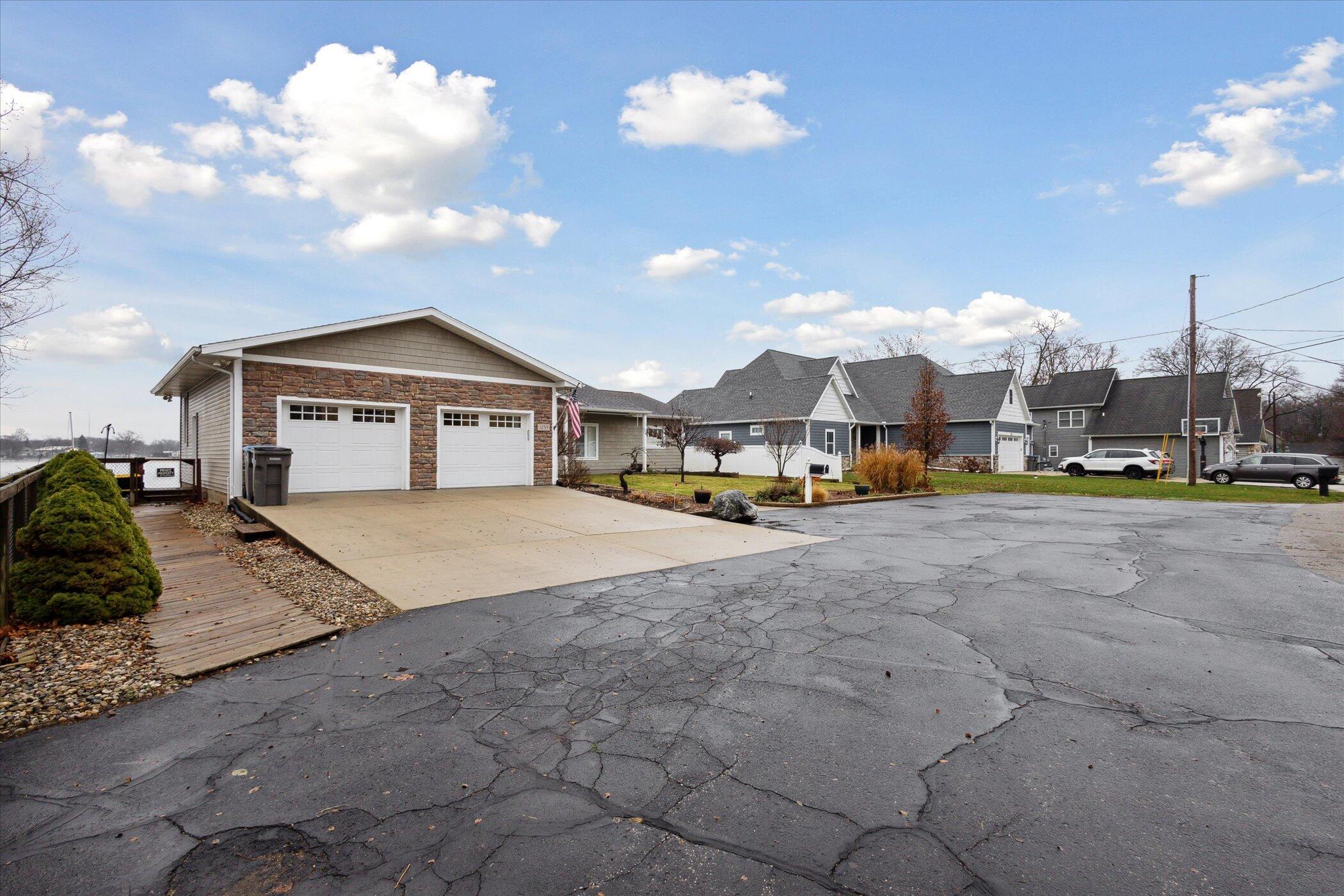 1259 Rose Drive