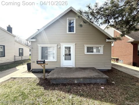 Photo of 5747 Kingsbury Street, Dearborn Heights City, MI 48127 (MLS # 20261021790)