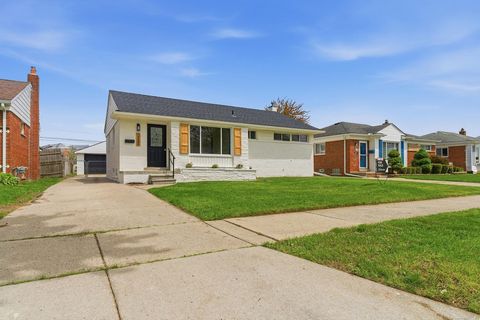 19809 Shady Lane Avenue St Clair Shores City MI 48080