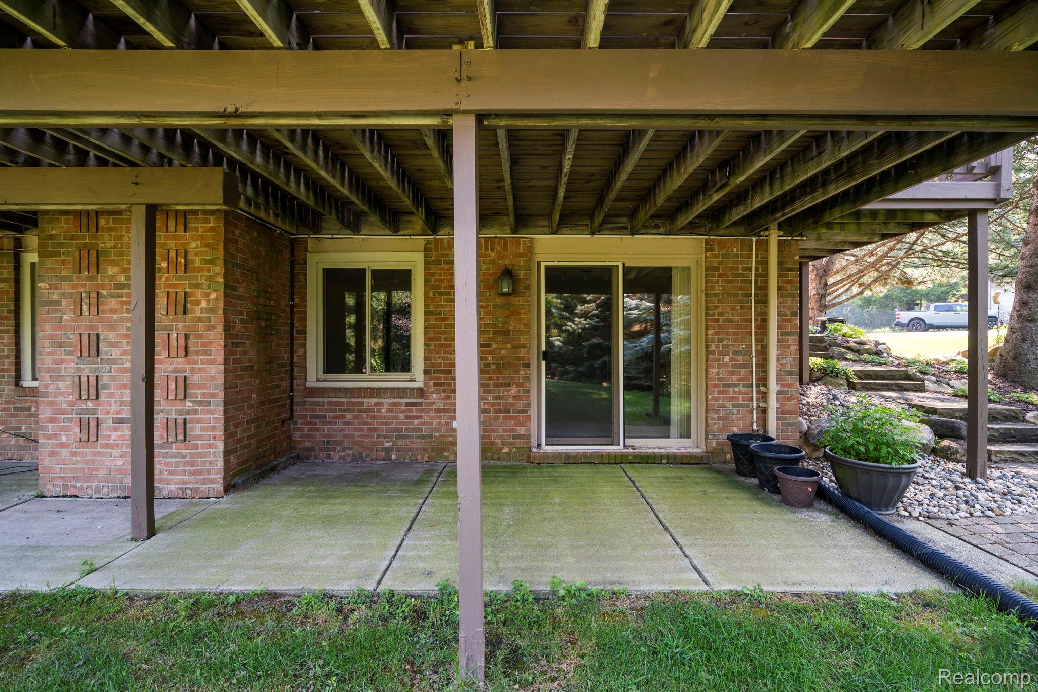 1127 Eagle Nest Drive
