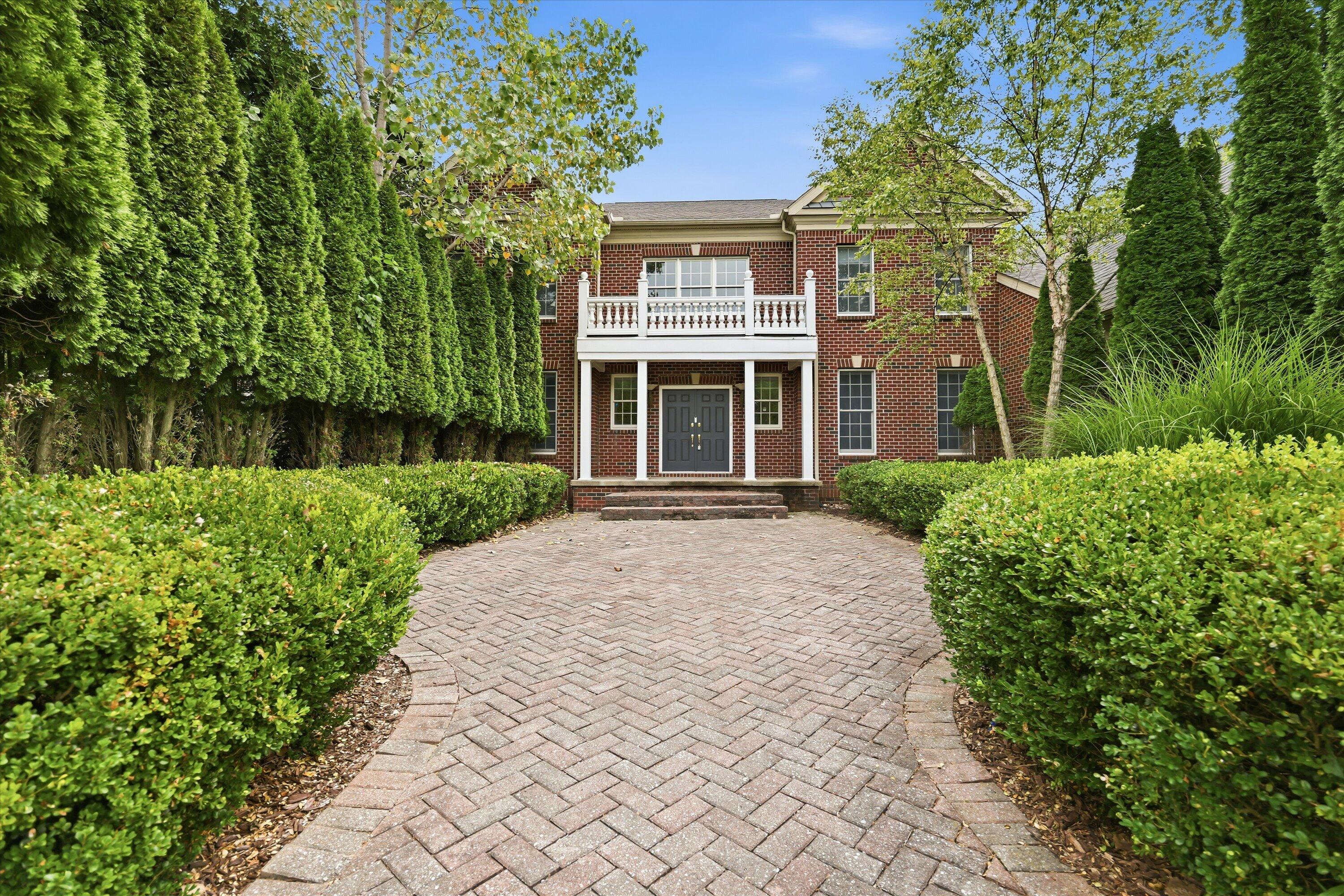 2086 Autumn Hill Drive