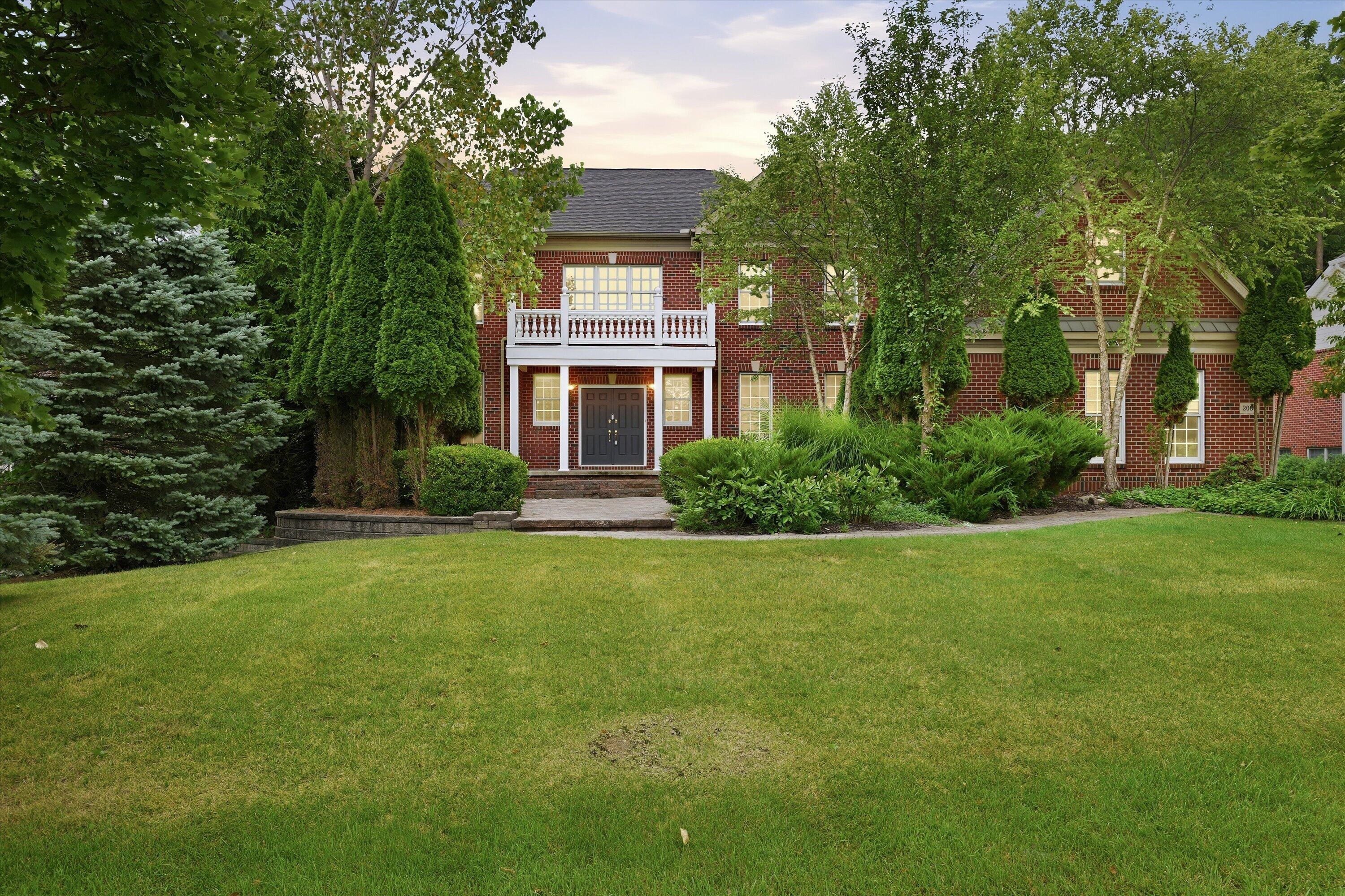 2086 Autumn Hill Drive