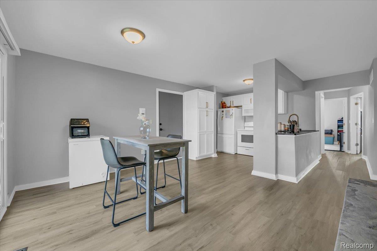 14191 Ivanhoe Drive 2