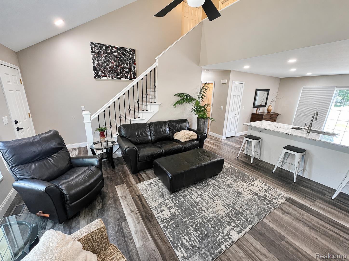 2015 Pauls Court