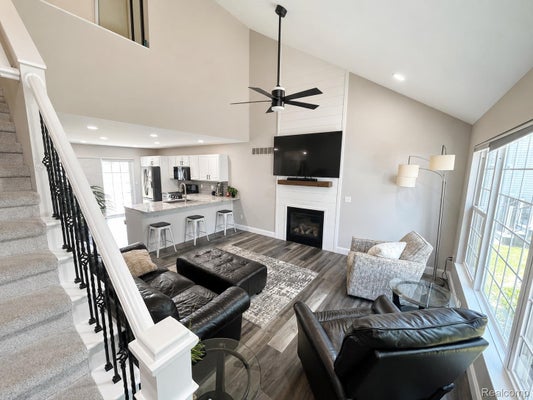 2015 PAULS CT, MARYSVILLE, MI 48040 - Image e4fe7d2dc15dce508e1aa8ea5489648e/92780389