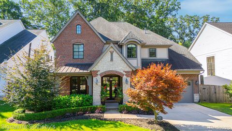 654 SHEPARDBUSH Street Birmingham City MI 48009