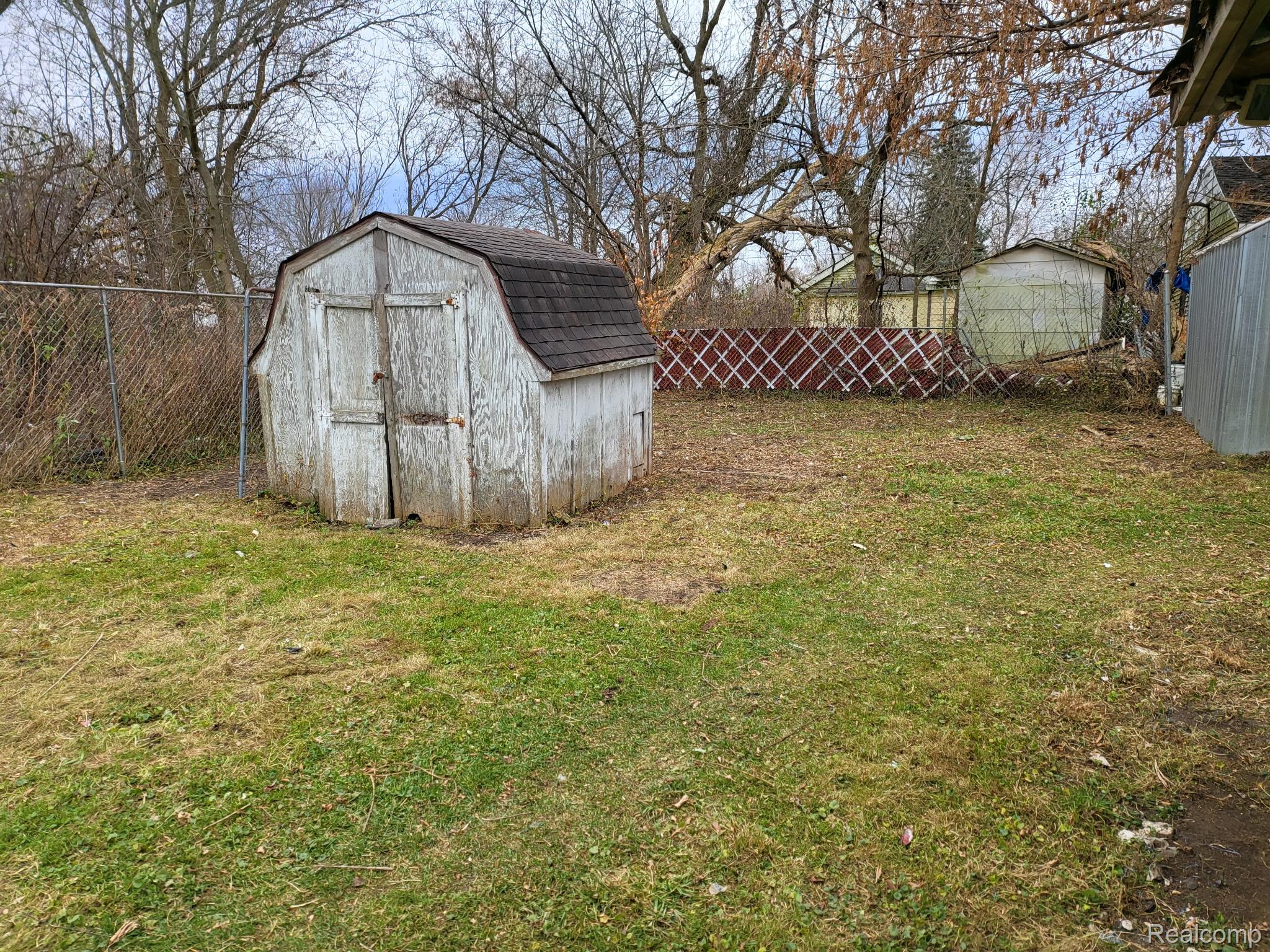 1377 Knickerbocker Avenue