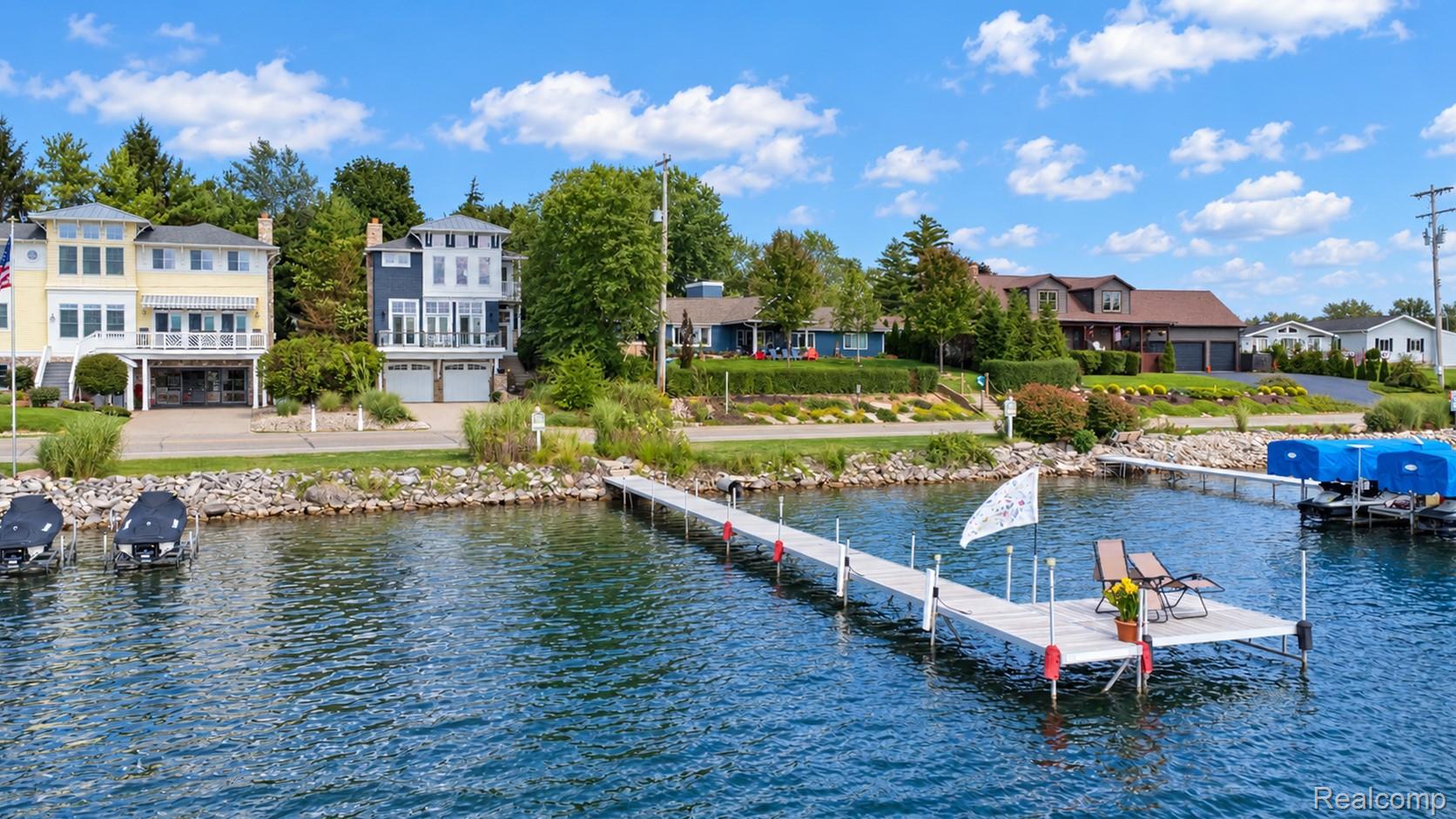 2288 N Long Lake Road