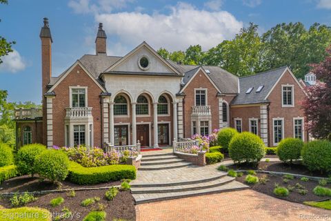 590 DUBUAR Street Northville City MI 48167