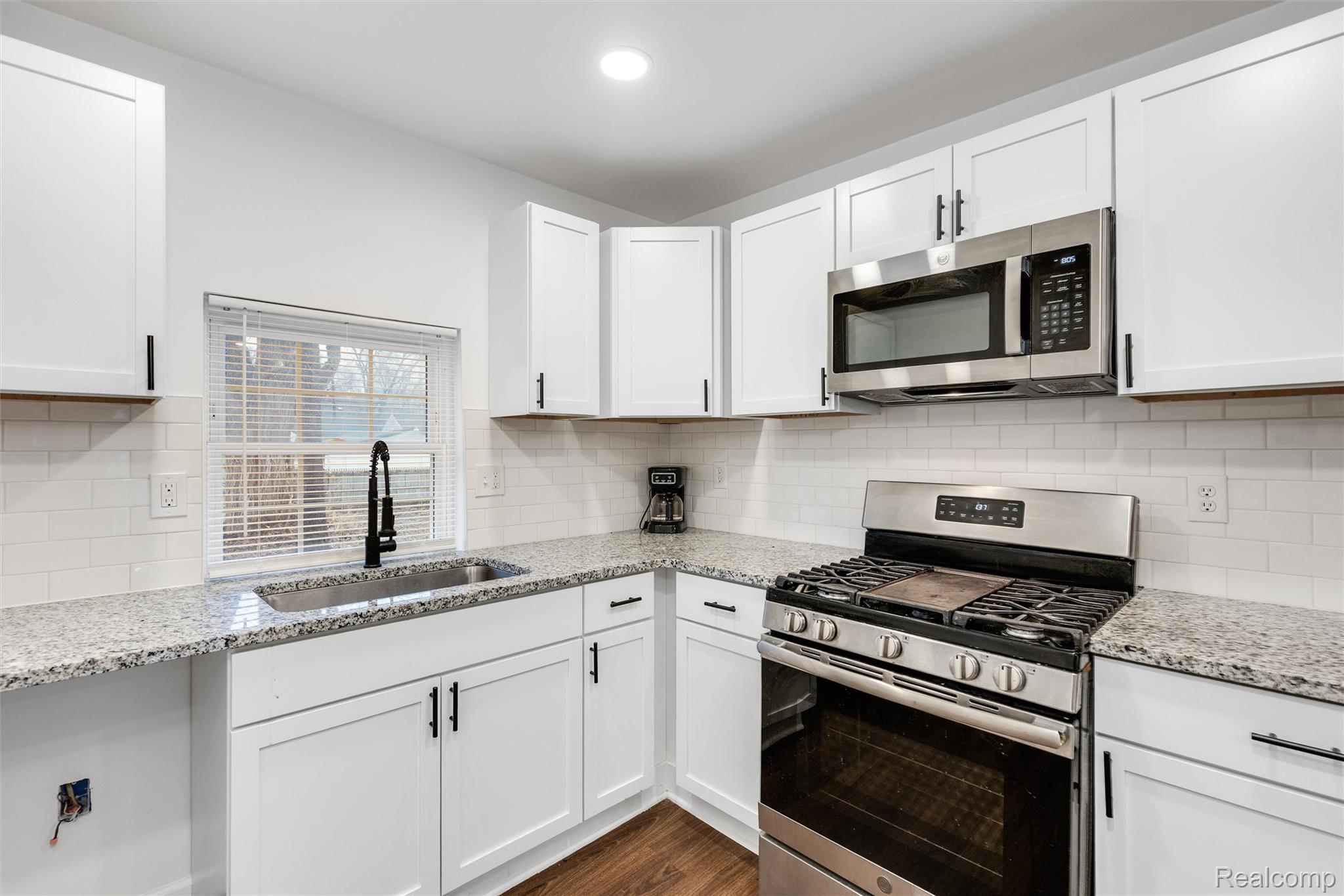 19434 Saint Aubin Street