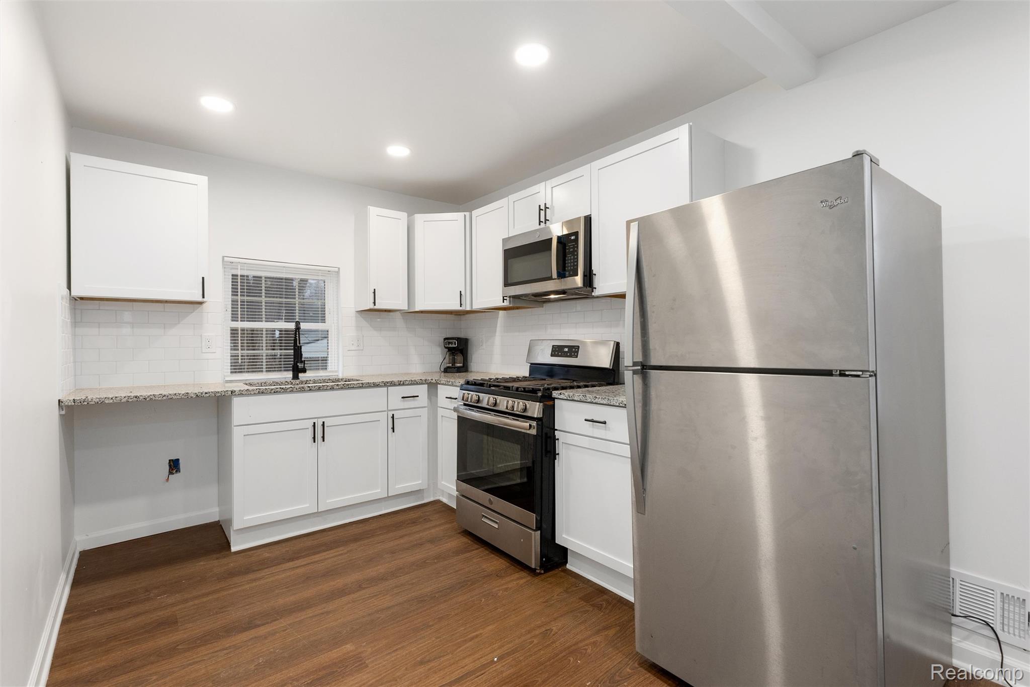 19434 Saint Aubin Street