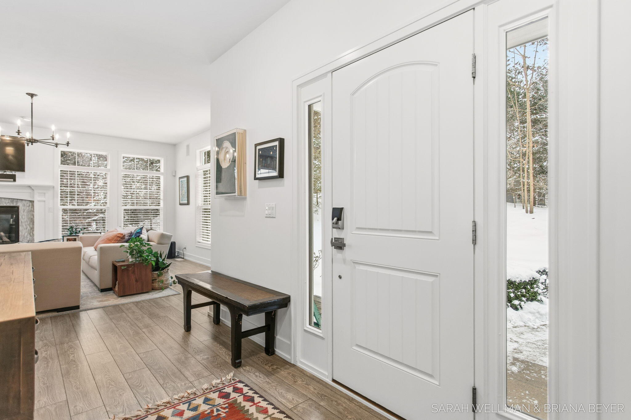 2009 W Lakewood Blvd