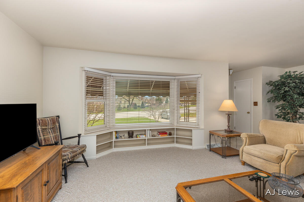 3281 Bauer Road