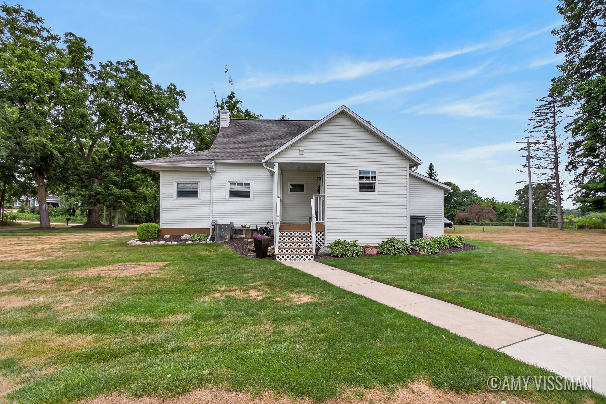 2817 Kissing Rock Avenue SE