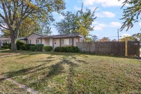 30455 Cherry Avenue Romulus City MI 48174