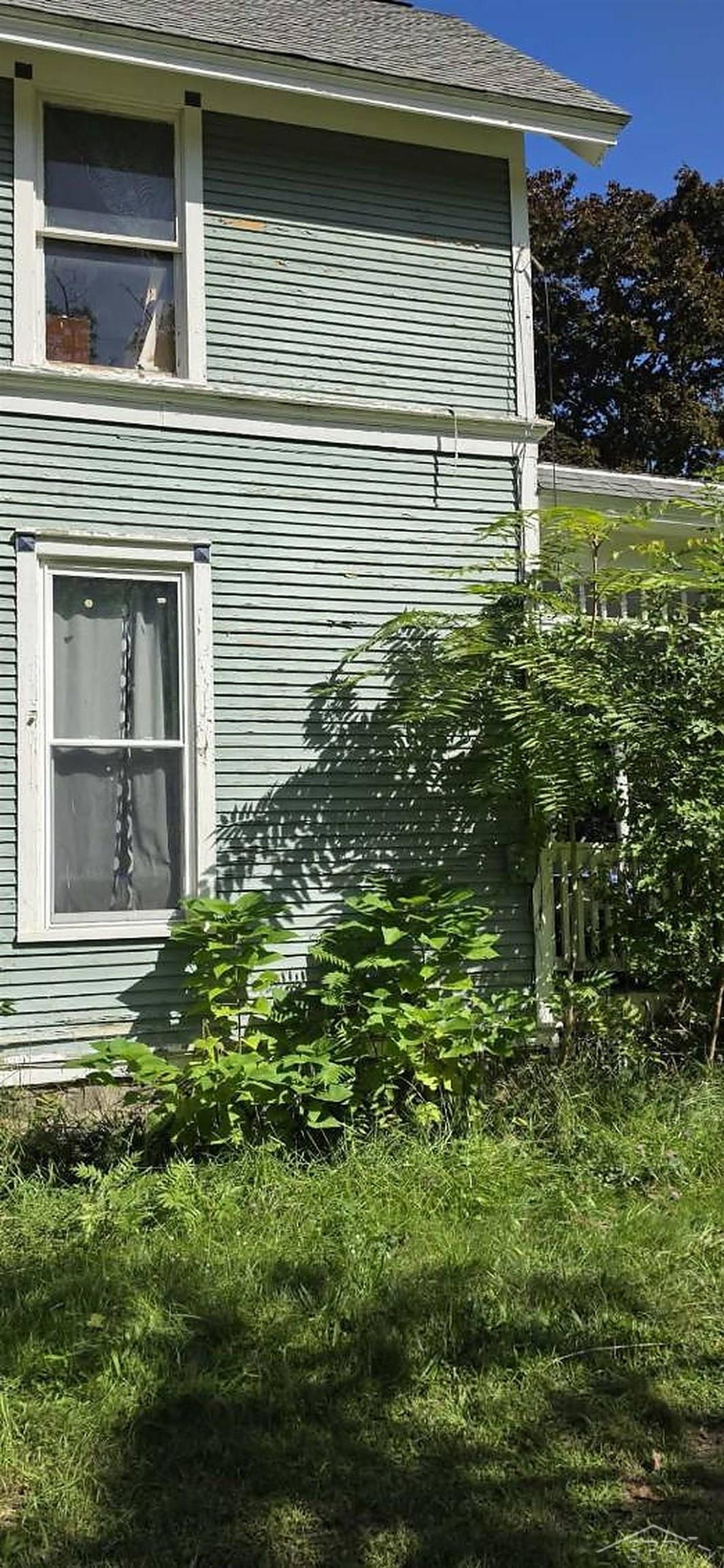 221 Hanover Street