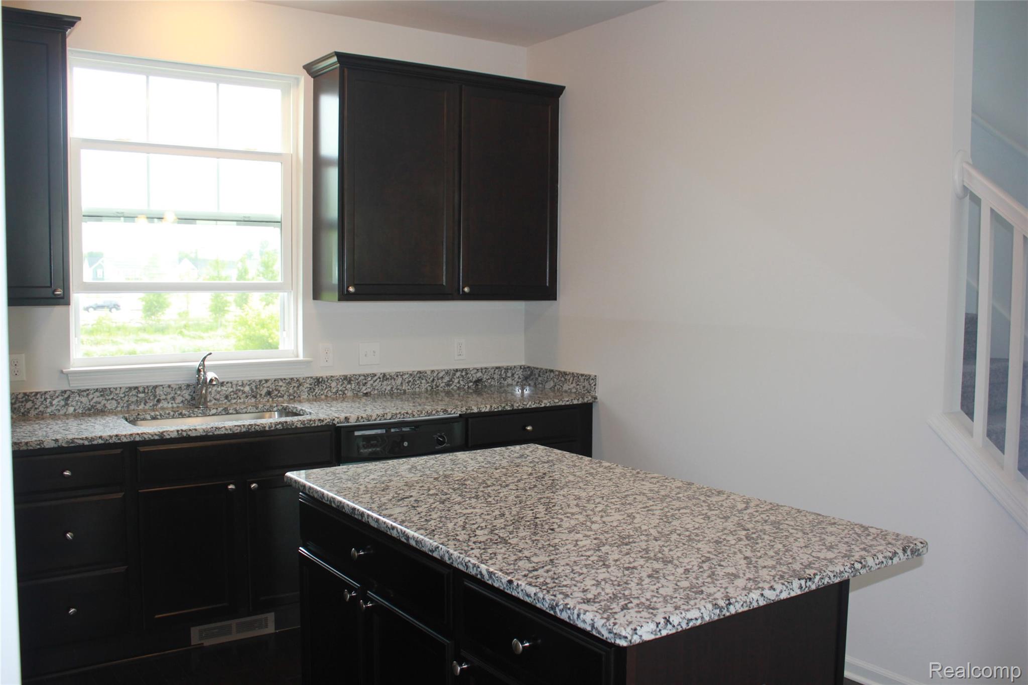 3123 Chambers W