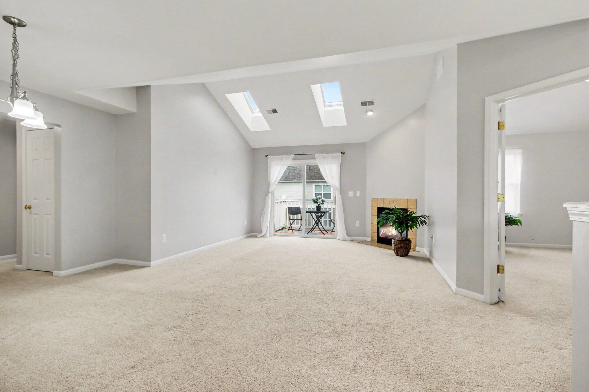 536 Boulderstone Lane