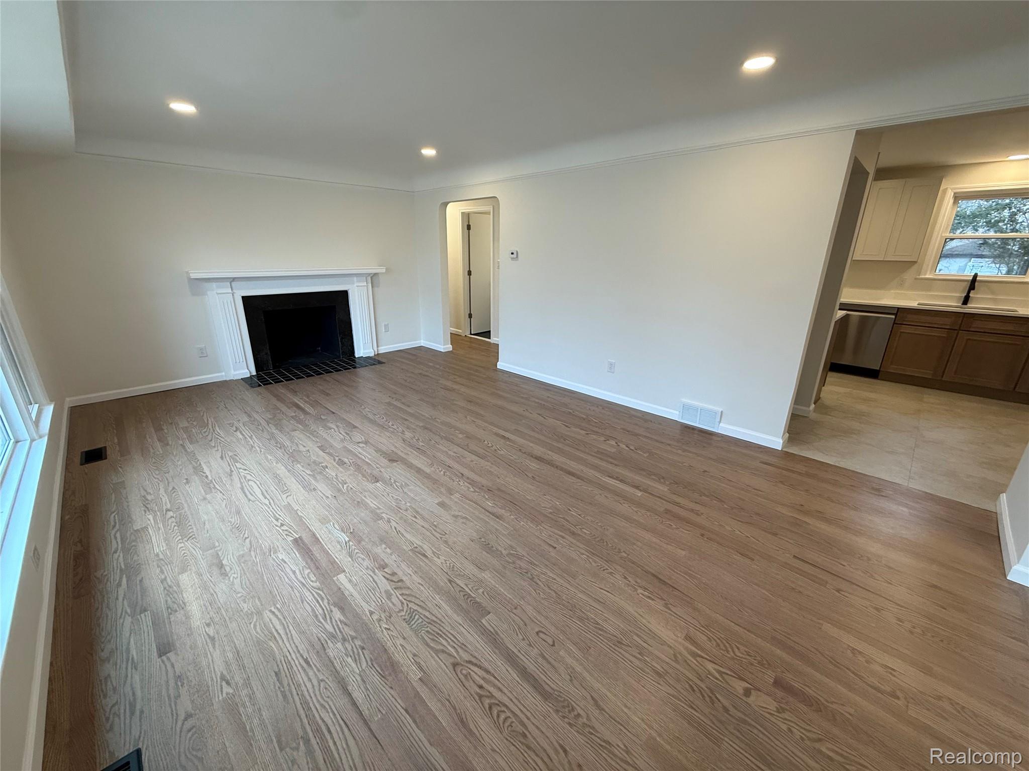 14070 Winchester Street