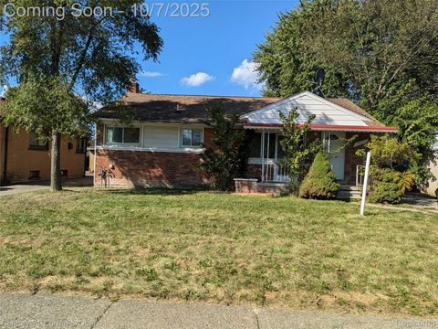 Photo of 5022 S MIDDLEBELT Road, Westland City, MI 48186 (MLS # 20251042816)