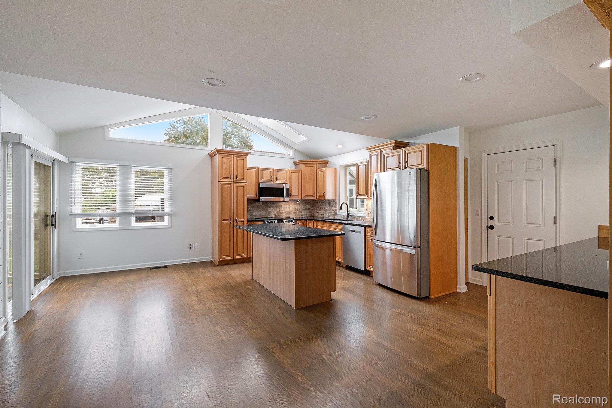 12147 Torrey Road