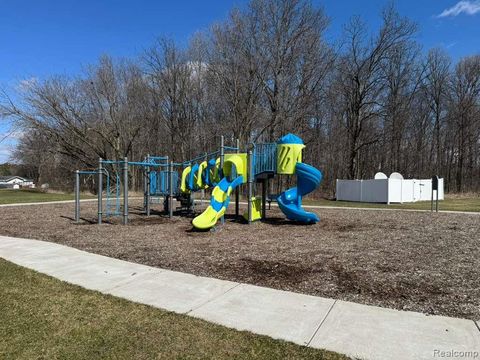 Tiny photo for 150 Chestnut Circle West, Davison City, MI 48423 (MLS # 20261015979)