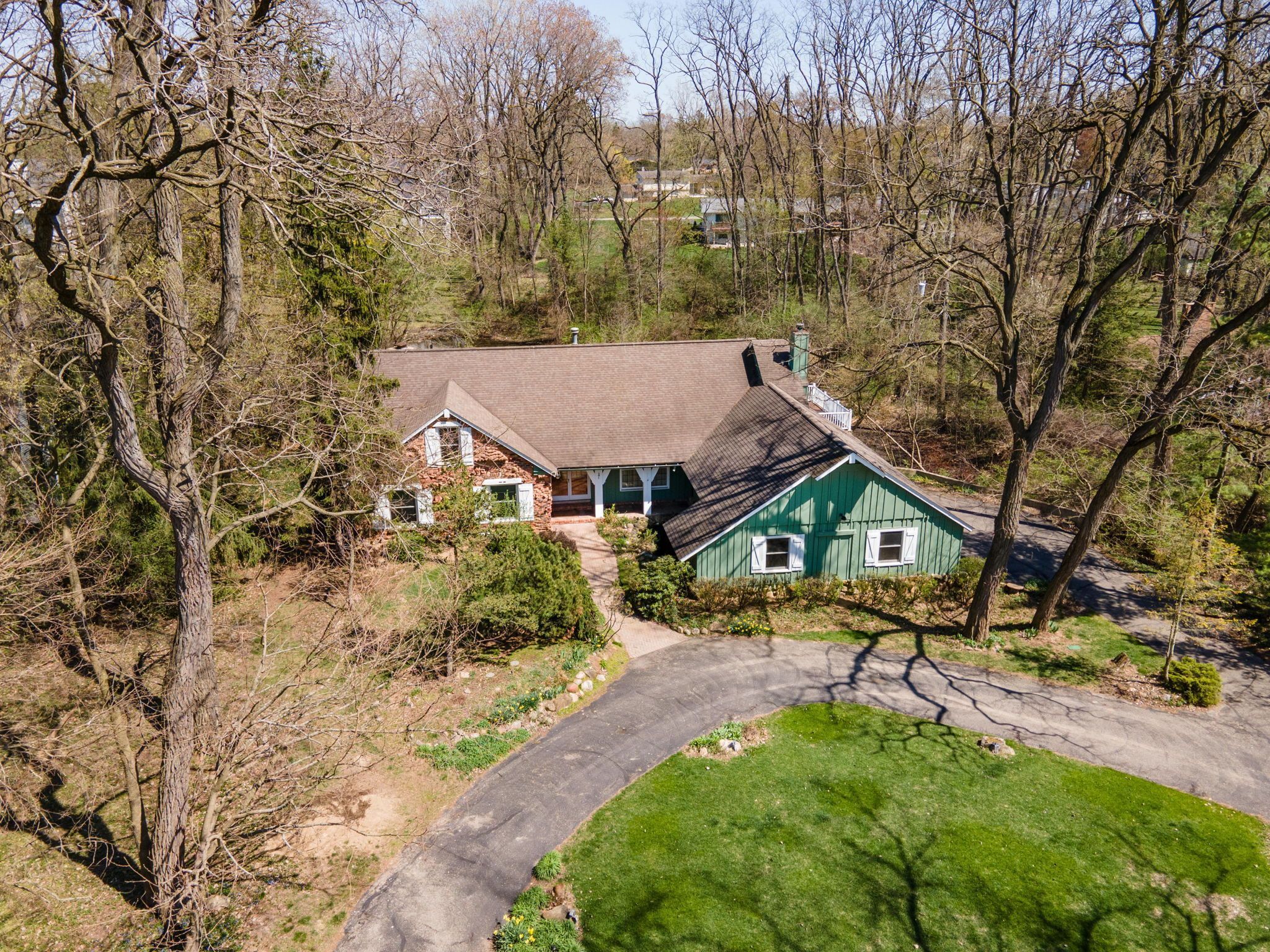 6609 Bloomfield Lane
