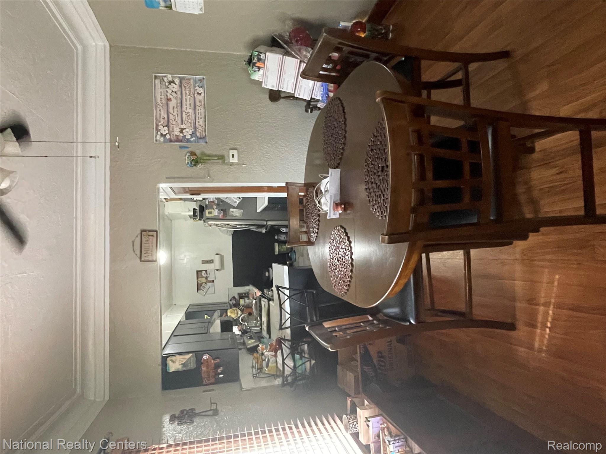 17041 Dora Street