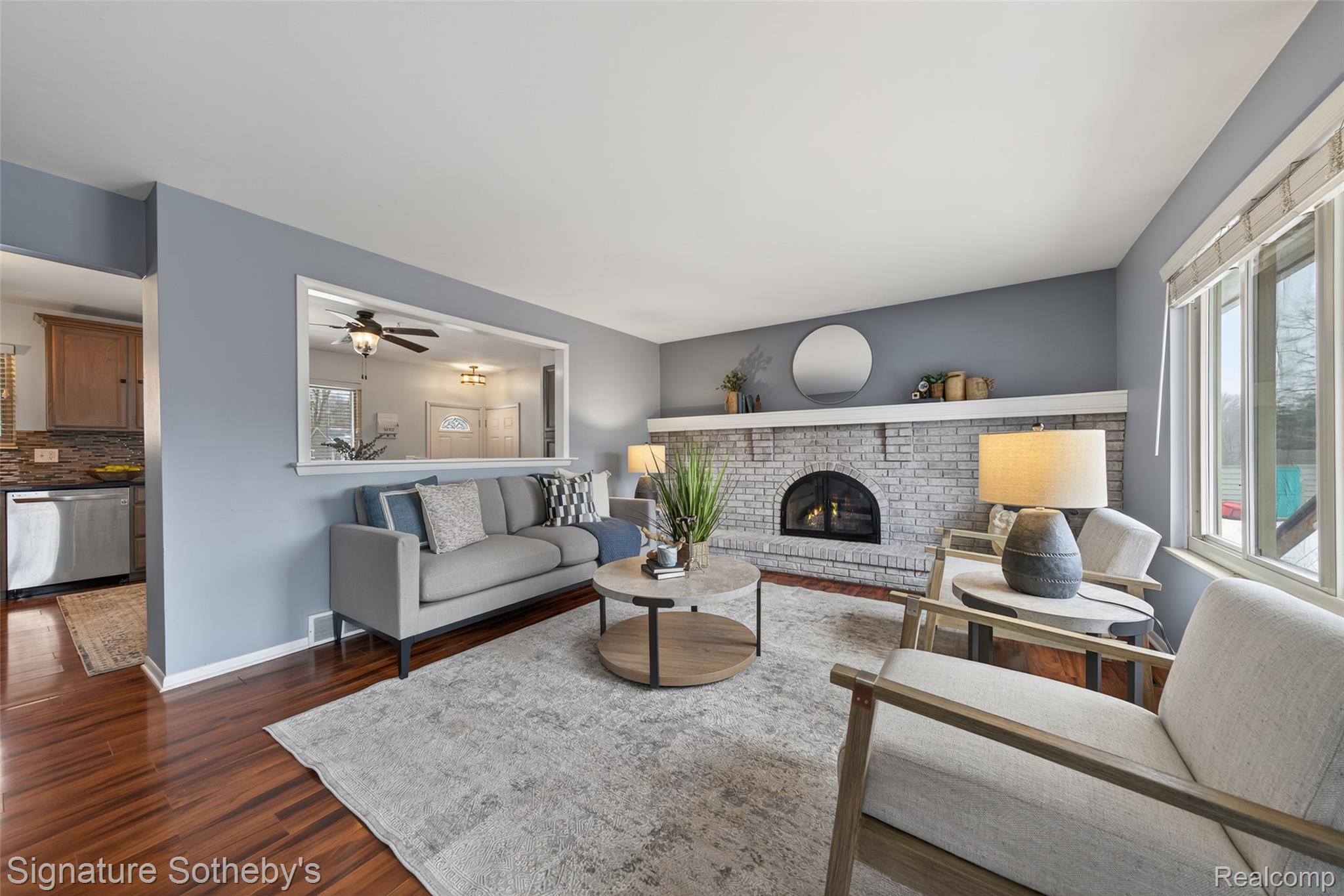 6072 Brockway Street