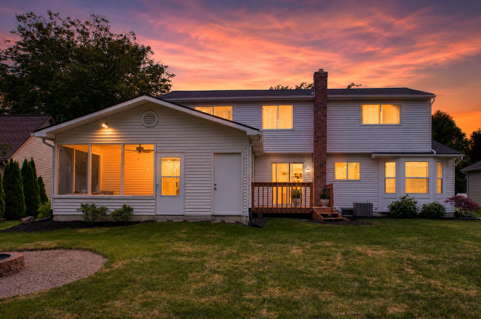 6727 Robison Lane