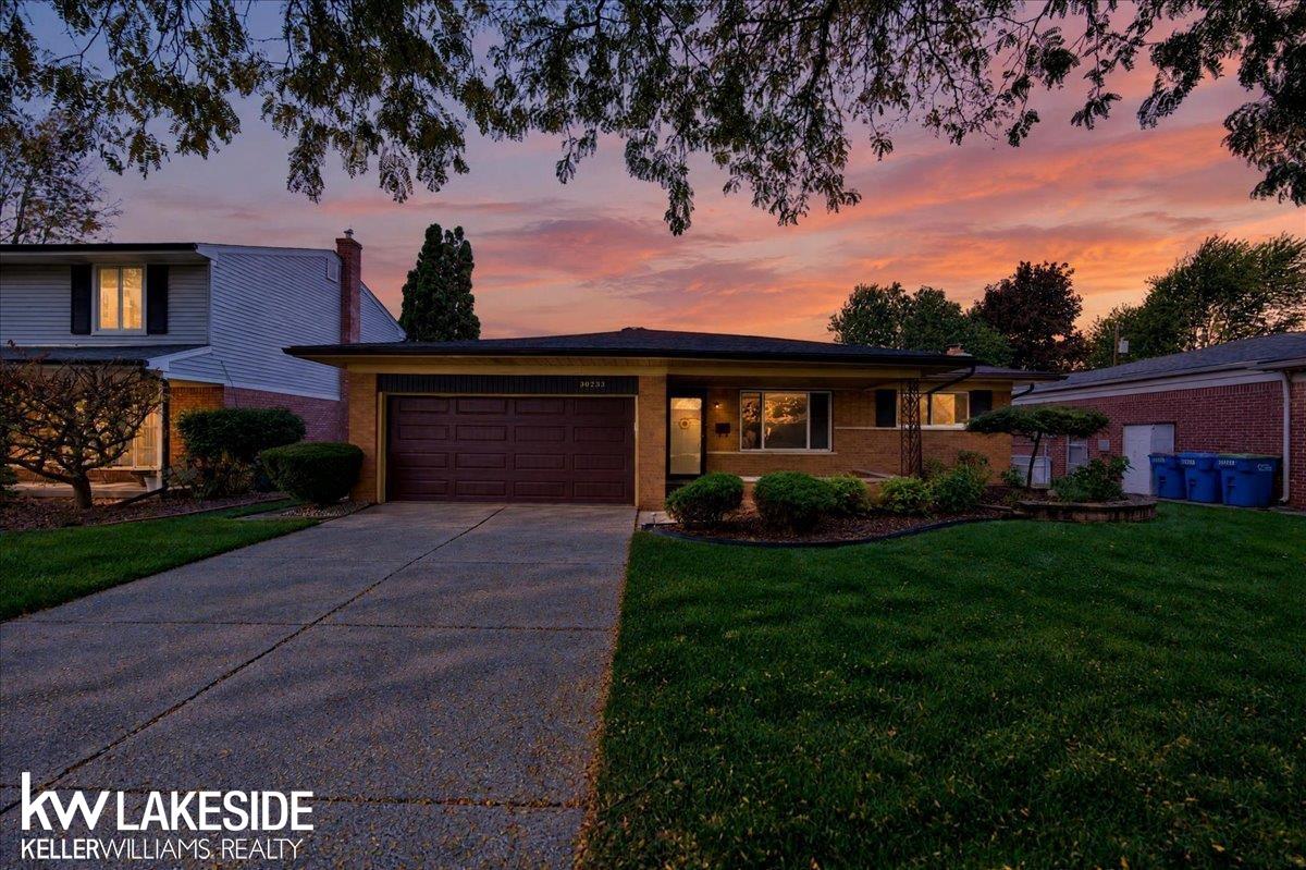 30233 Sharon Lane