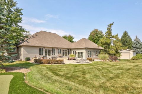 A home in WilliamsCharterTownship_Bay