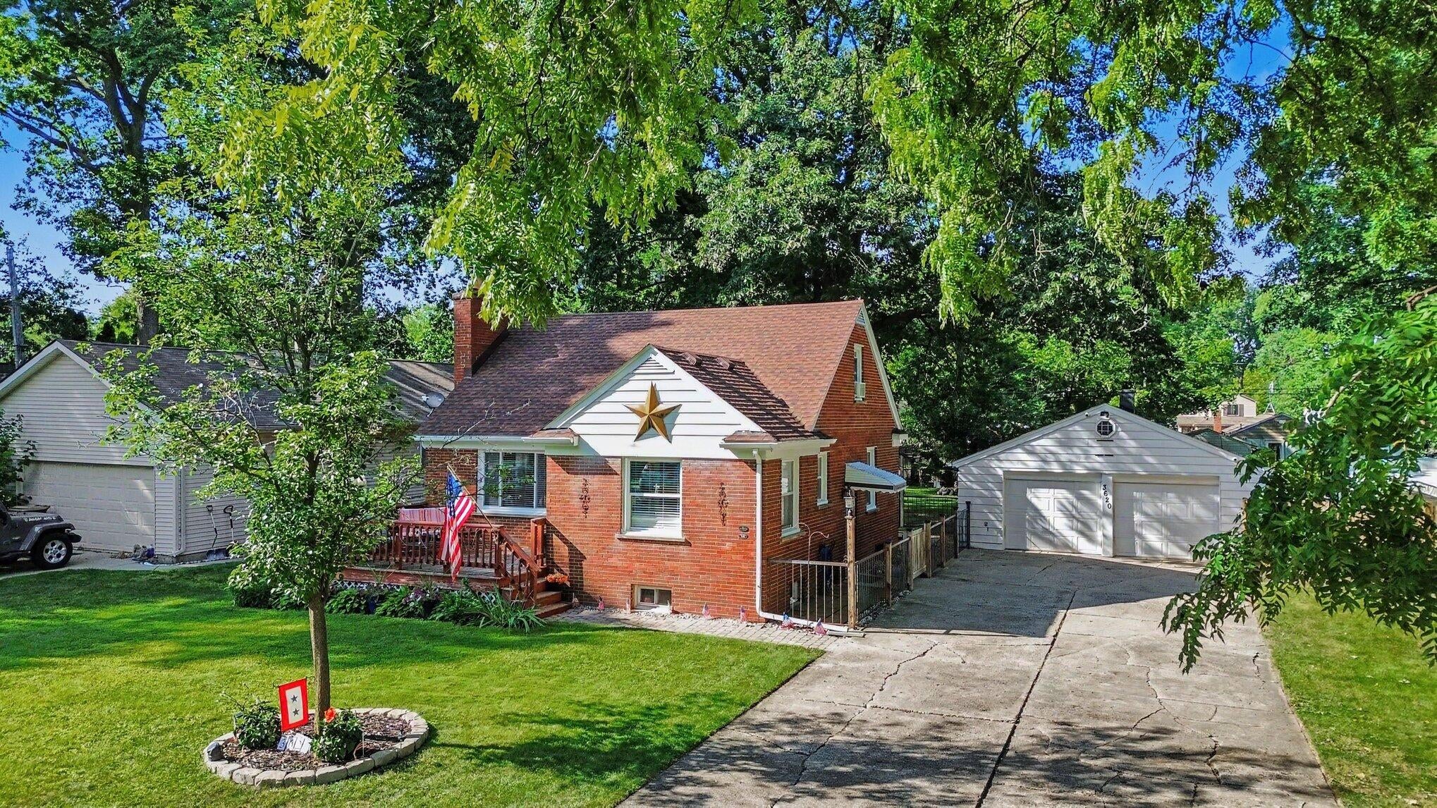 3620 Fort Drive