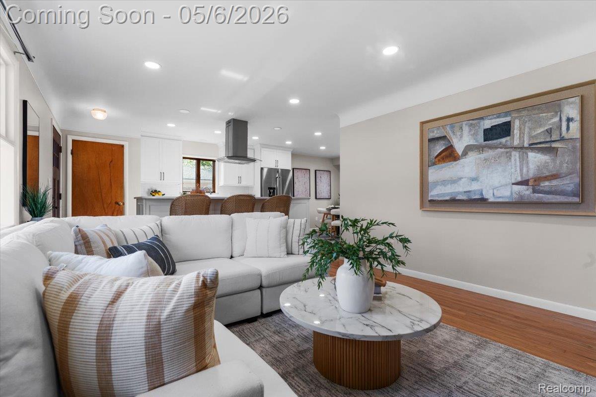 313 Ely Drive S