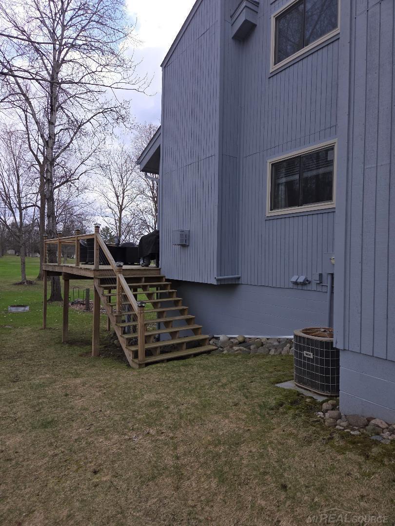 5700 Royal Court Court