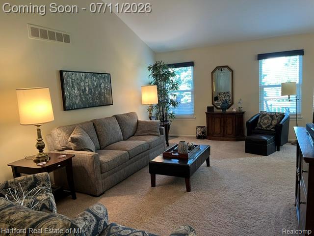 386 N Oak Drive