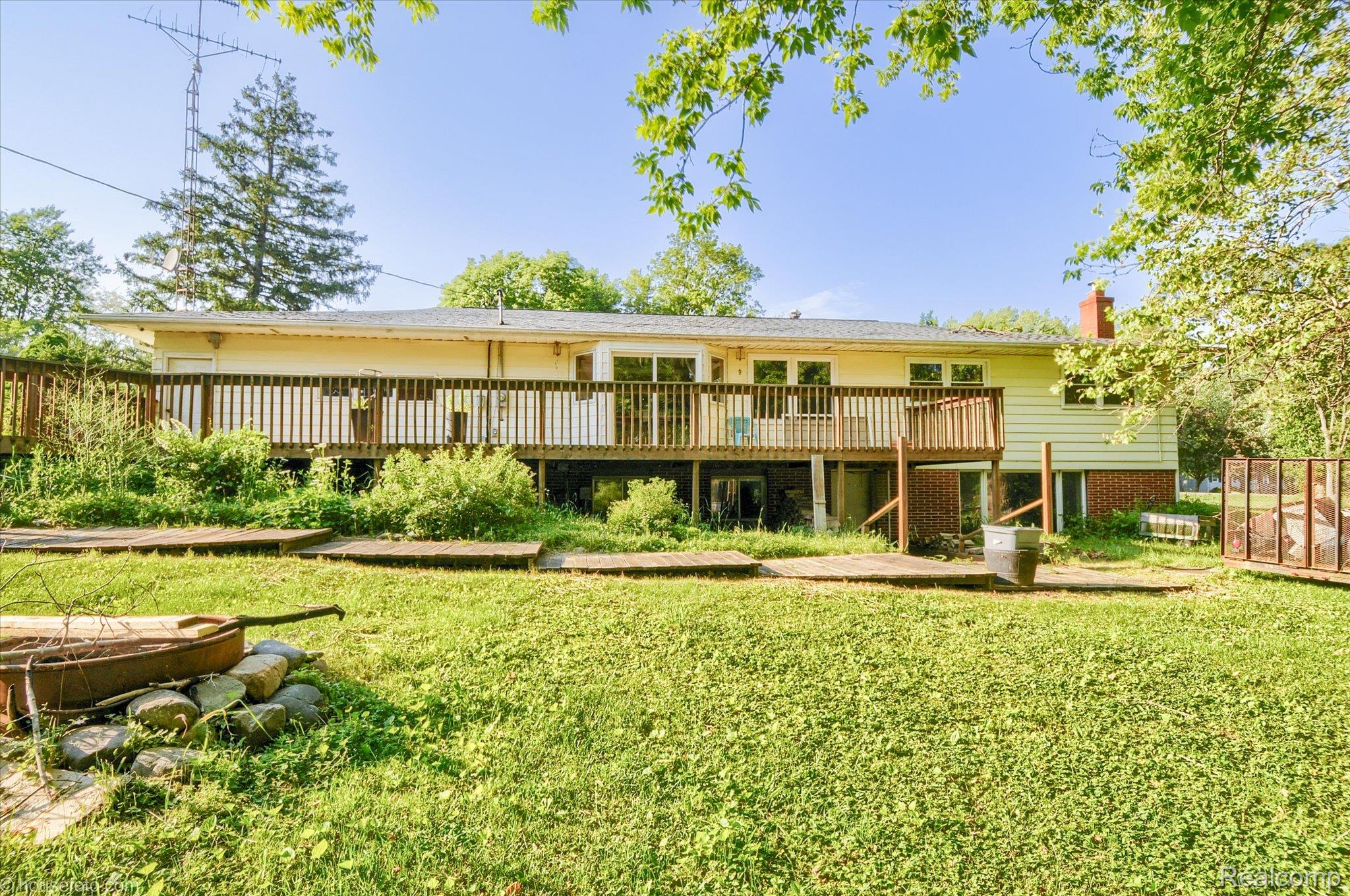 3293 W Oregon Road
