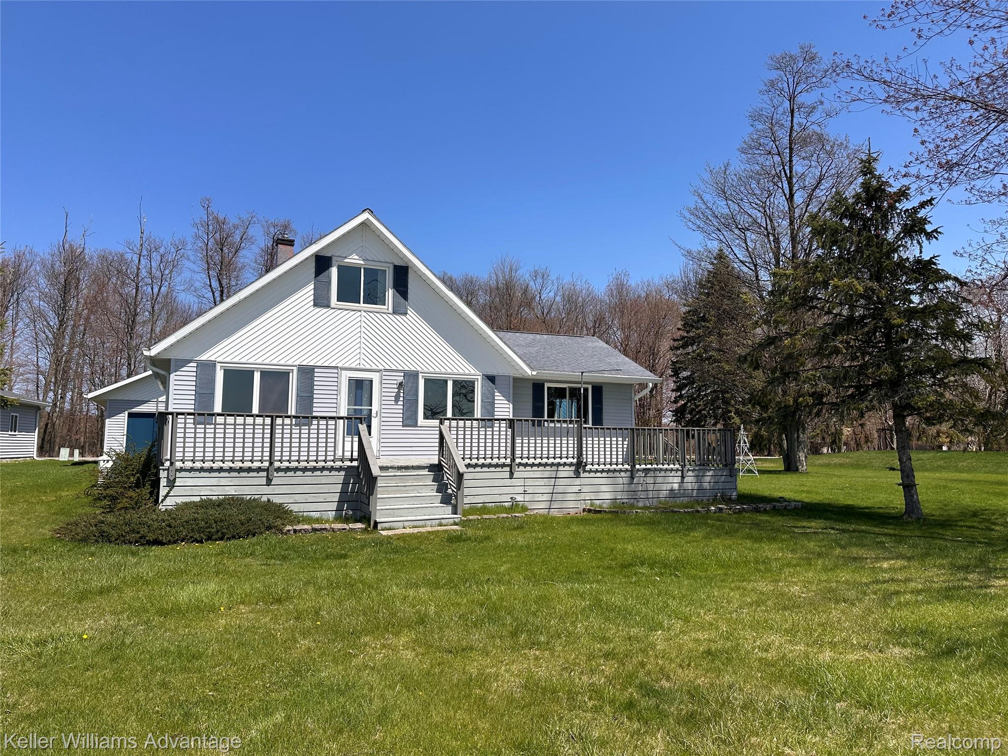 2800 E Booth Road