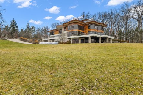 5295 Middlebelt Road West Bloomfield Charter Township Oakland MI 48323