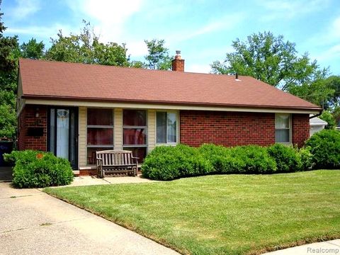 11322 Superior Avenue NW Warren City MI 48089