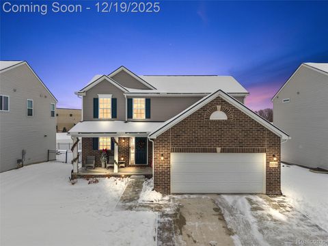 Photo of 51336 Times Square Drive, Shelby Charter Township, MI 48315 (MLS # 20251060192)