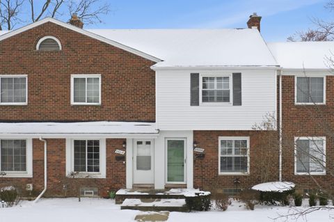 Photo of 23208 Edsel Ford Court, St Clair Shores City, MI 48080 (MLS # 58050196817)