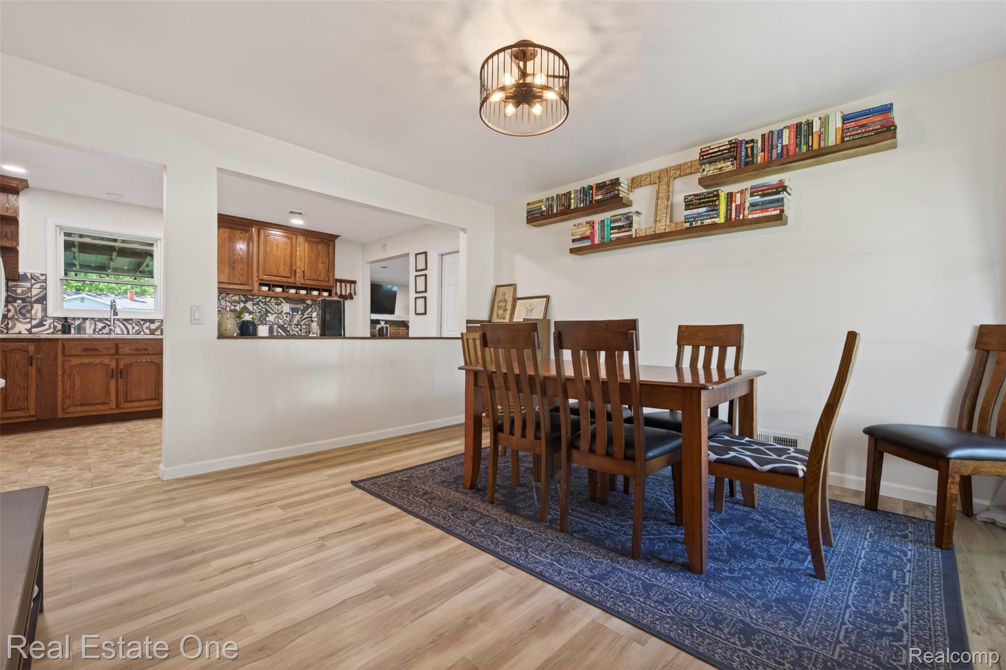 2966 James Road