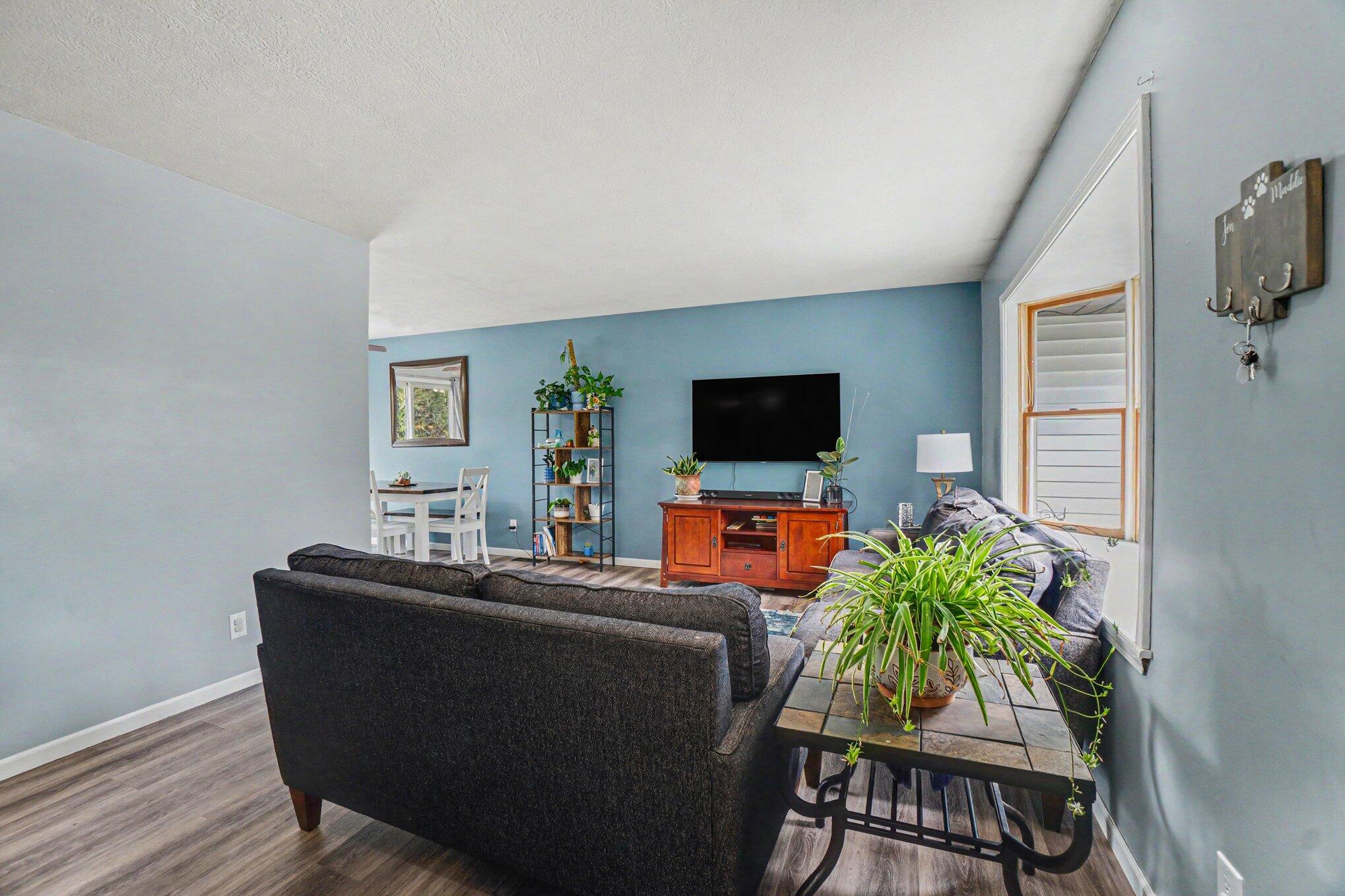 2697 E Clinton Trail