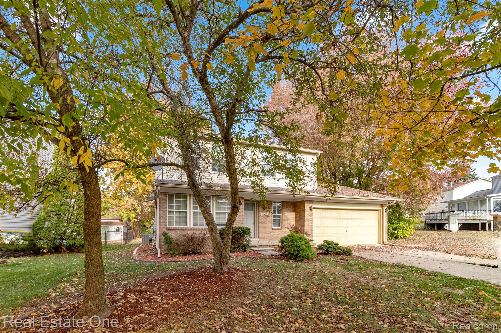 7985 Faircrest Drive