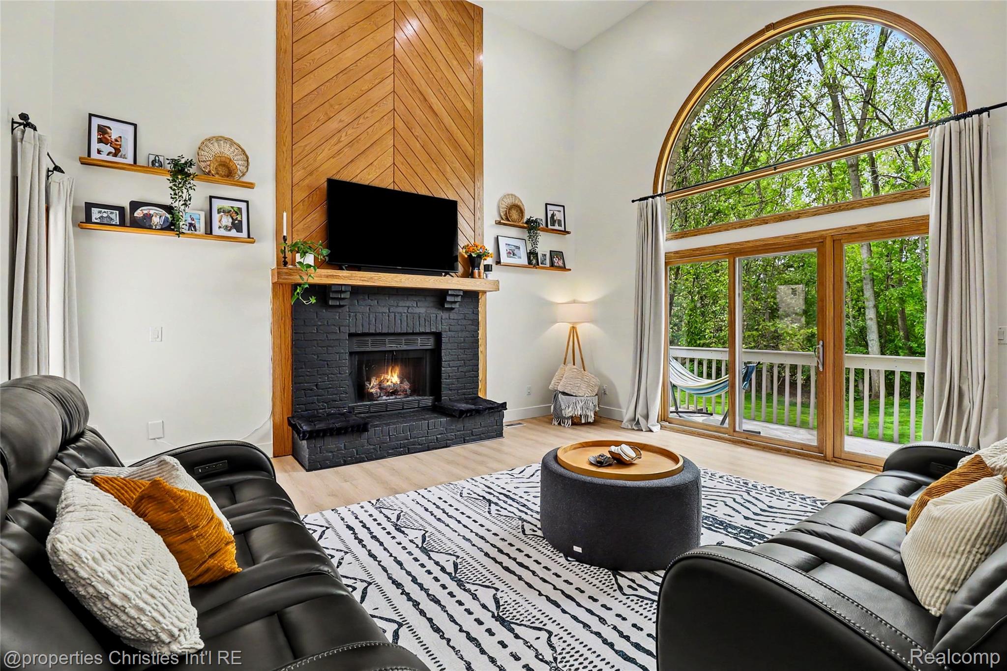 252 Granada Drive