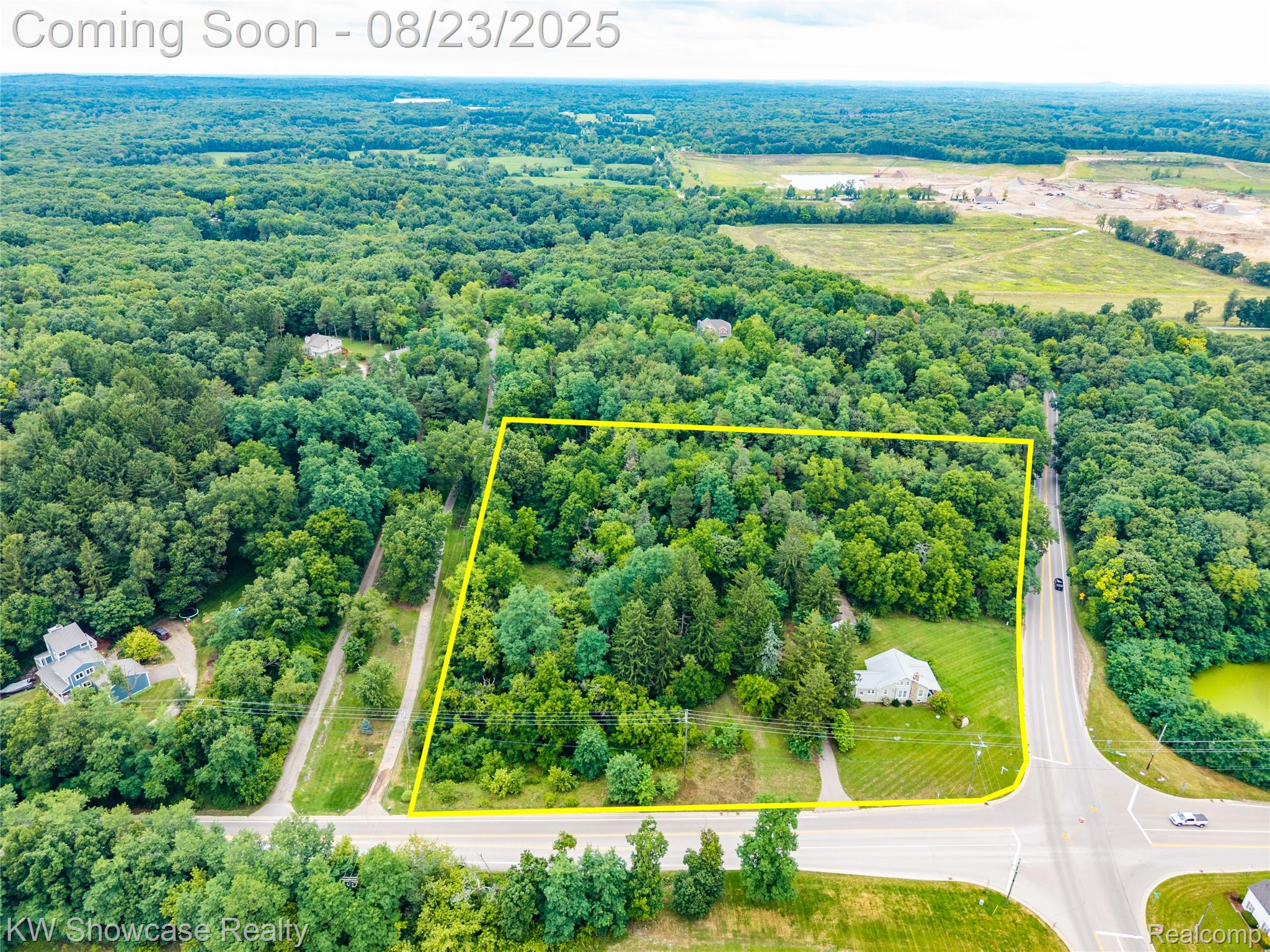5025 N Hickory Ridge Road