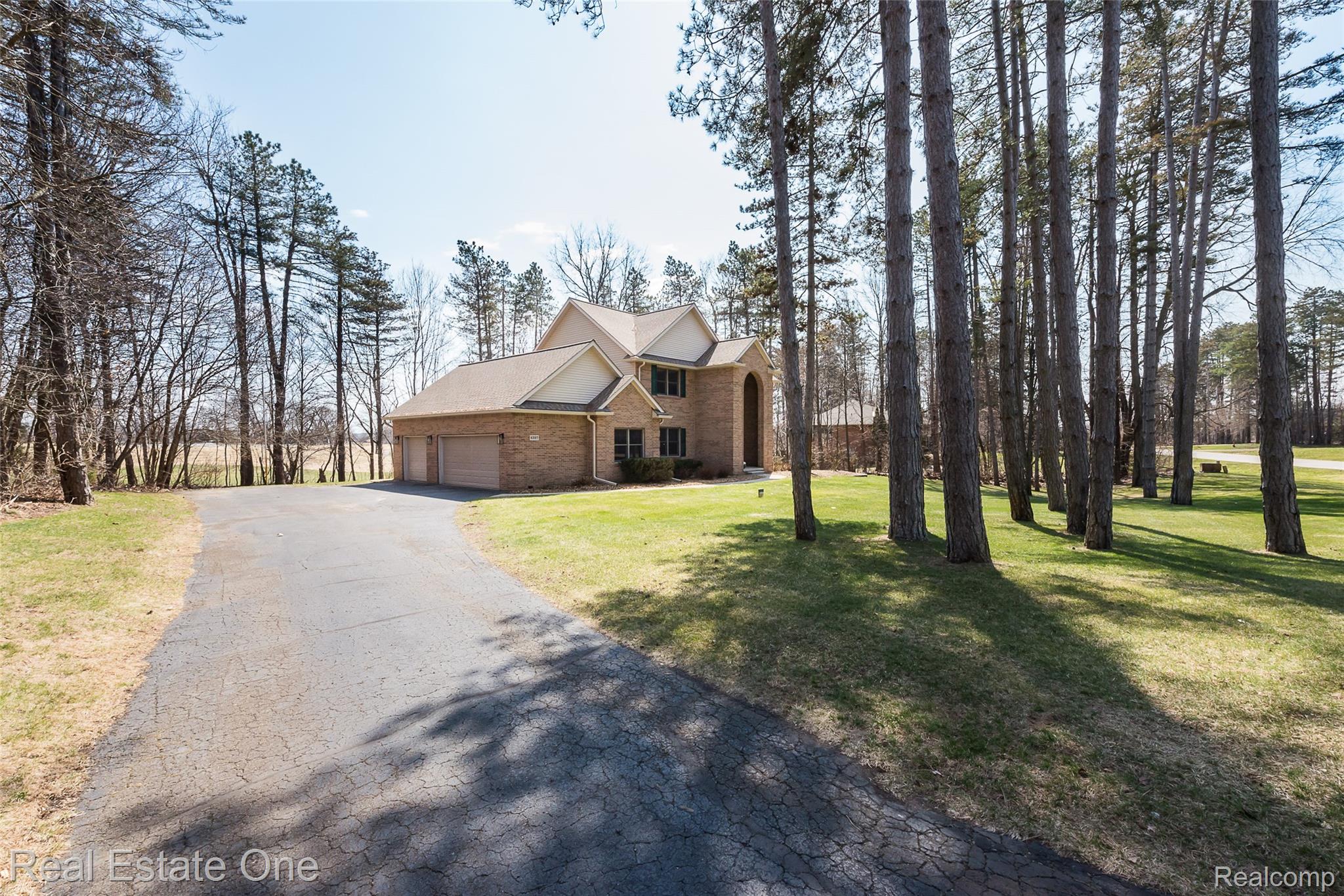 4387 Emu Drive